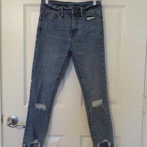 BDG Women's Ripped Jeans in Size 25 Good Condition